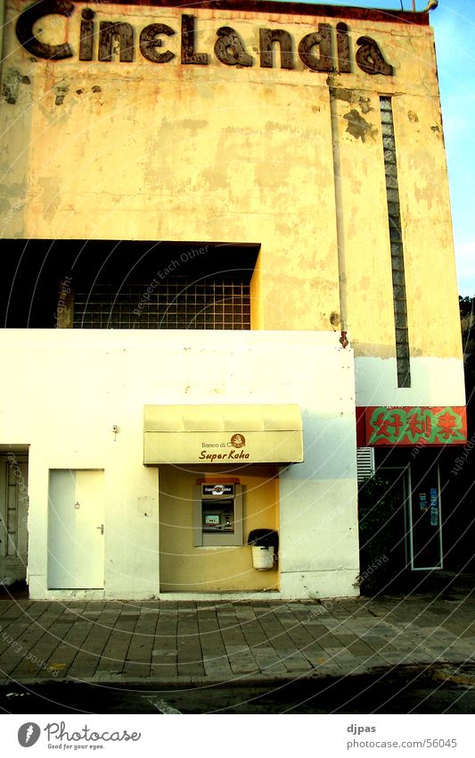 Cinelandia Kino Geldautomat Curaçao Gebäude Fassade wllemstad