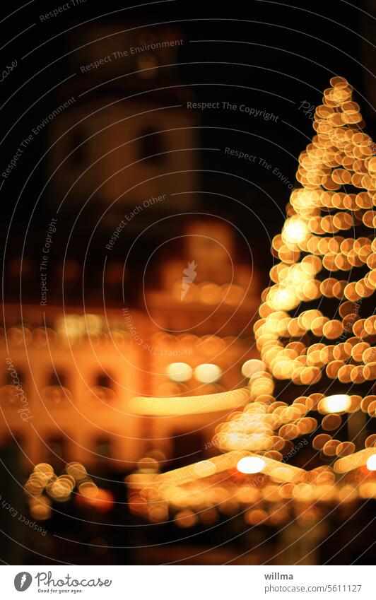 Lichter auf dem Weihnachtsmarkt Weihnachtsbaum Weihnachten Weihnachten & Advent Weihnachtsbeleuchtung Lichterkette weihnachtlich Lichterkullern Lichterbaum