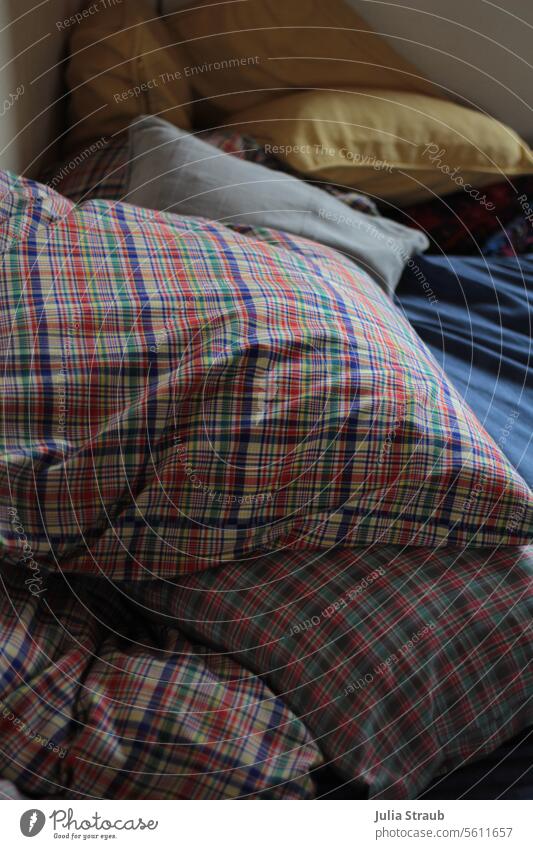 Kissen Bett kariert Bettbezug klein groß gemütlich