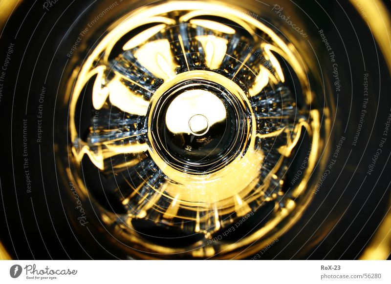 "Lichtscheibe" rund strahlend weiß Dinge gelb glänzend Spiegel Makroaufnahme Nahaufnahme Küche Glas durchsichtig hell Kreis reflektion Lichterscheinung