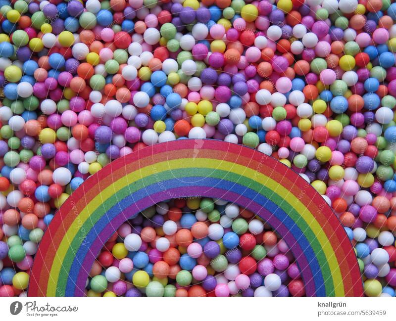 Bunter geht‘s nicht! Regenbogen bunt Vielfalt regenbogenfarben farbenfroh lgbtq Toleranz Gleichstellung Symbole & Metaphern Freiheit Homosexualität Liebe