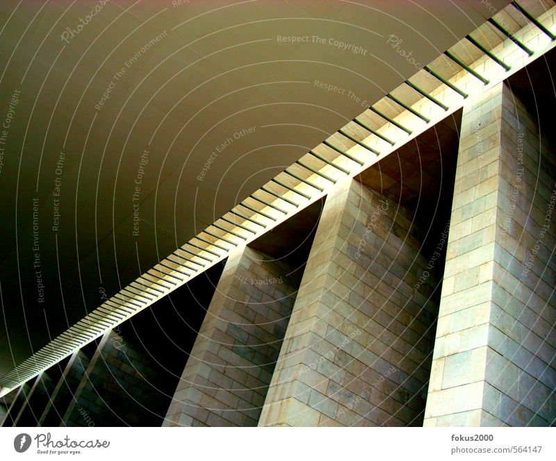 spannend Lissabon Portugal Europa Hauptstadt Architektur Dach expo98 Stein Beton Metall ästhetisch eckig hoch modern oben Sauberkeit stark blau braun gelb grau