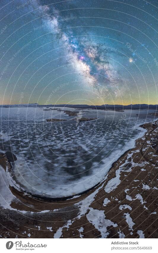Sternenhimmel über dem Vatnajokull-Nationalpark im Winter Island sternenklar Himmel Nacht Milchstrasse Landschaft natürliche Schönheit Astronomie Galaxie Natur