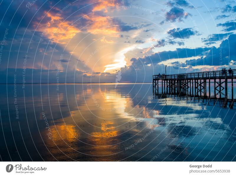 Pier an der Bucht bei Sonnenuntergang mobile Bucht Alabama Golfküste Dröhnen Meereslandschaft MEER Seeküste Meeresufer Wasserbucht Hafengebiet