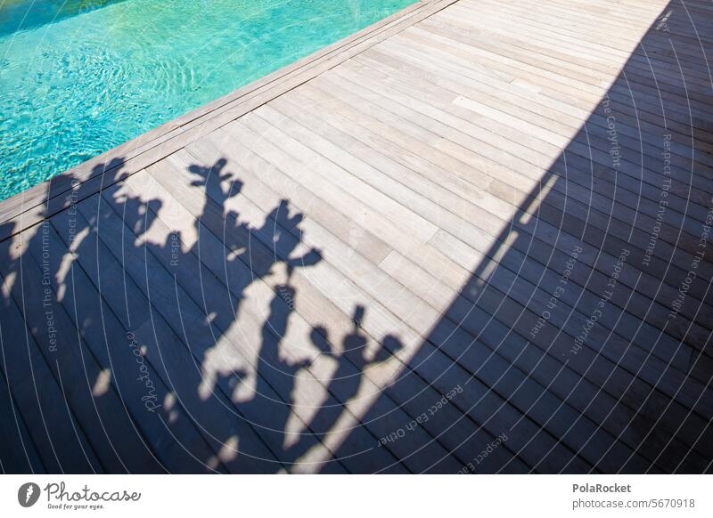 #A0# Im Schatten der Kakteen Ferien & Urlaub & Reisen Außenaufnahme Schwimmen & Baden Erholung Sommer Holzboden Poolblick poolparty Sommerurlaub
