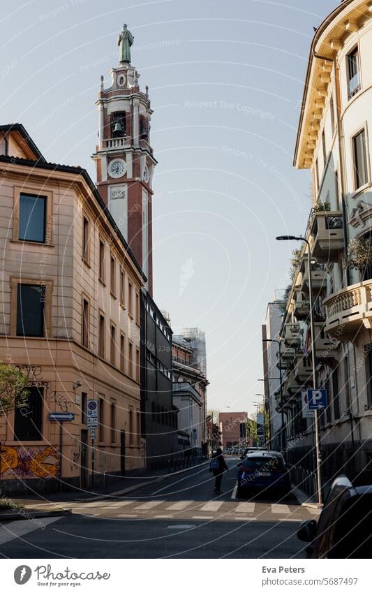 Straße in Mailand, Italien Architektur Europa Tourismus Gebäude alt Stadt katholisch Außenaufnahme Europäer Ferien & Urlaub & Reisen Himmel Lombardei urban