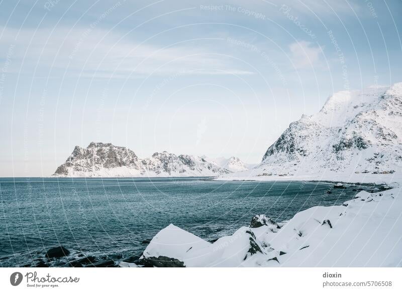 Lofoten Lofoten Inseln Norwegen Norwegenurlaub Meer Meeresufer Atlantik Nordatlantik Polarmeer polar Polarkreis Küste Landschaft Natur Felsen