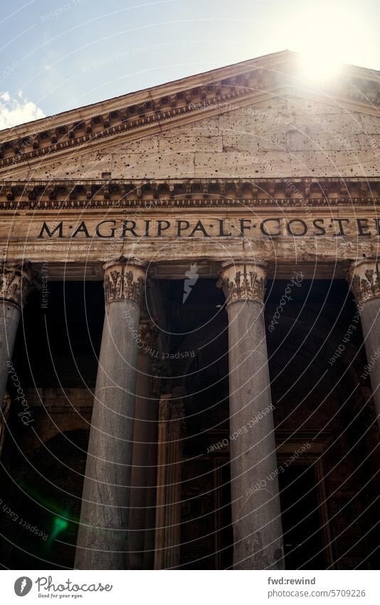 Frontale Ansicht der Säulenarchitektur vom Pantheon in Rom Architektur historisch antik Tourismus Denkmal Ferien & Urlaub & Reisen Kultur Wahrzeichen Gebäude