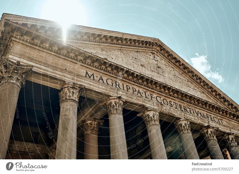 Frontale Ansicht der Säulenarchitektur vom Pantheon in Rom Architektur historisch antik Tourismus Denkmal Ferien & Urlaub & Reisen Kultur Wahrzeichen Gebäude
