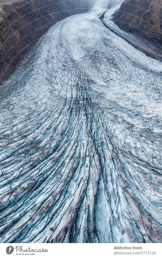 MajestÃ?tische Gletschermuster im VatnajÃ¶kull-Nationalpark Luftaufnahme Island Eis Formation Natur abstrakt Muster Klima Umwelt arktische Landschaft kalt
