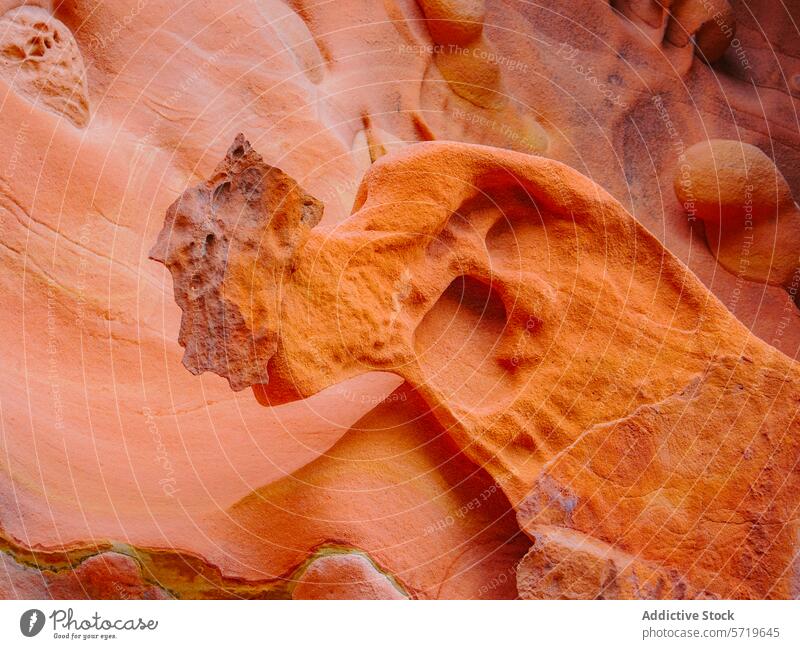 Erodierte orangefarbene Klippen von Jaizkibel in Gipuzkoa, Spanien gipuzkoa pulsierend natürlich Erosion Muster Textur Küste Berg Jaizkibel pasaia Hondarribia