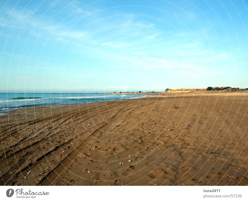 Morgen am Meer Strand Wolken Muschel Küste Wellen Brandung See Wasser Sand Himmel blau Spuren Spaziergang