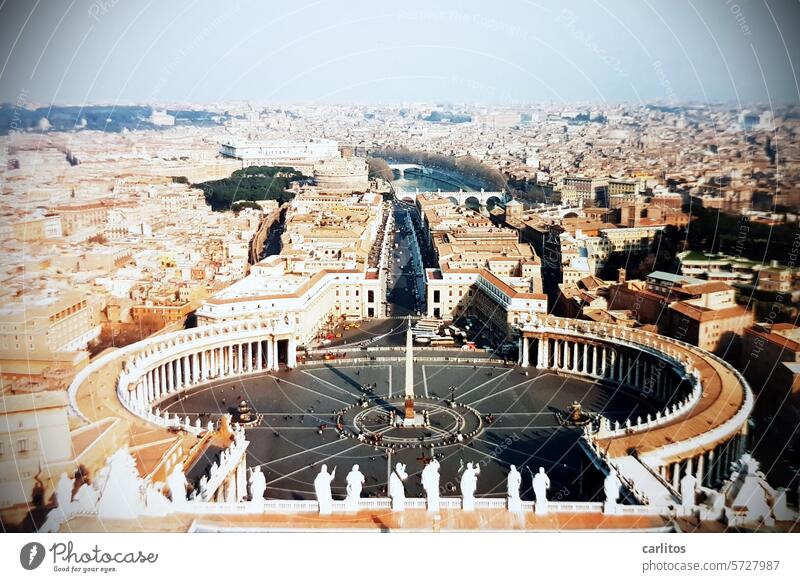 Städtereise in den 80ern | Rom Italien Vatikan Petersdom Petersplatz Piazza San Pietro Vatikanstadt Aussicht Panorama Religion & Glaube Dom Kirche Architektur