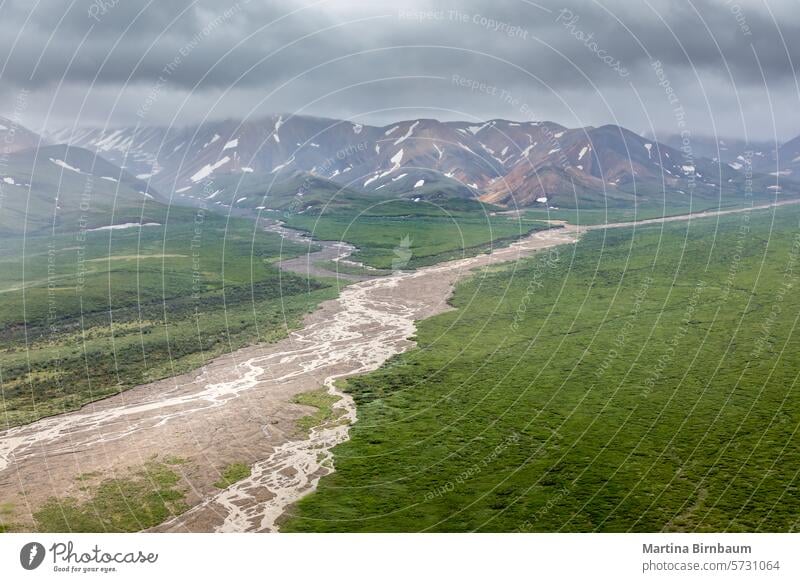 Beeindruckende farbenfrohe Landschaft des Denali-Nationalparks, Alaska USA Natur Berge u. Gebirge Wildnis im Freien denali amerika Schnee Gipfel Hügel Park
