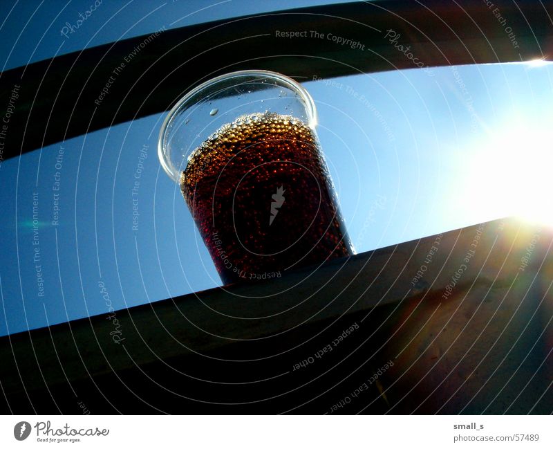 My coke Cola Blauer Himmel Getränk Licht plastic glass thursty sun light bubbles