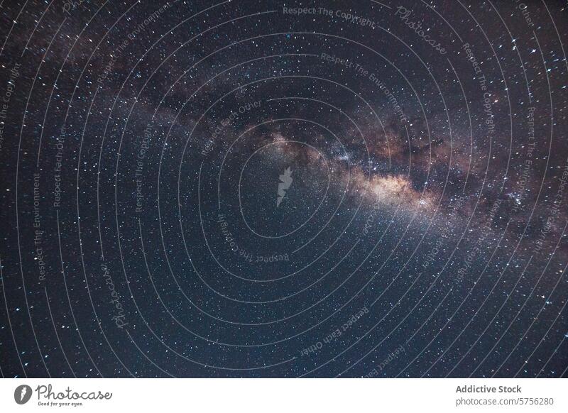 Atemberaubende Milchstraßengalaxie am Nachthimmel Milchstrasse Galaxie Stern Schmuckkörbchen Raum Weltall Astronomie Astrofotografie himmlisch interstellar