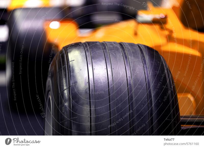 ein Formel-1-Rennwagen als Hintergrund Formel Eins Formel-1-Auto forumla one reifen Reifen Rennsport Rennsport-Hintergrund schnelles Auto