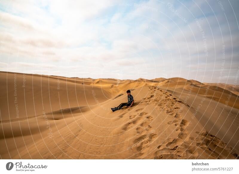 einer allein in der wüste sandwich harbour sanddüne Dünen magisch beeindruckend traumhaft Swakopmund Walvisbay Wärme Himmel Abenteuer Einsamkeit Freiheit Natur
