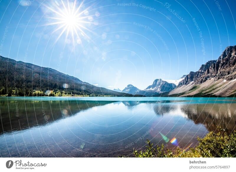 in sich ruhen Alberta Abenteuer Freiheit See Landschaft Außenaufnahme Natur besonders Rocky Mountains Kanada Berge u. Gebirge Nordamerika Farbfoto fantastisch