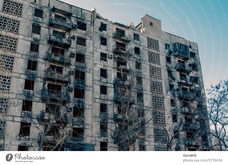 zerstörte und verbrannte Häuser in der Stadt Russland Ukraine Krieg donezk Charkow Kherson kyiv Lugansk mariupol Saporoschje aussetzen Verlassen attackieren