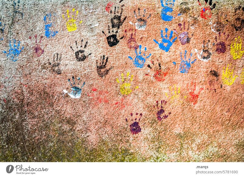 Relikte Abdruck Kreativität Hand Handfläche Wand handabdruck Strukturen & Formen mehrfarbig Teamwork Zusammensein viele berühren Spuren Handabdruck