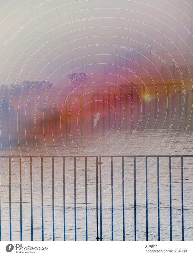 Erinnert mich an Japan - Fotografie mit Filtern und Prismen irreal prisma Prisma Menschenleer Außenaufnahme Farbfoto Licht Spektralfarbe mehrfarbig