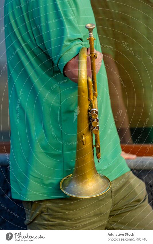 Einarmiger Trompeter auf der Straße in der Stadt einarmig Mann Musik Musiker Leistung Tatkraft Talent Blechblasinstrumente Bürgersteig urban Großstadt Spielen