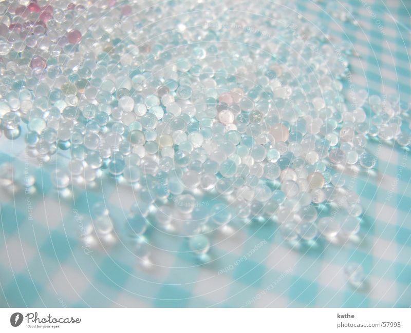 Perlen vor die Säue rund rosa mint Silicagel Teller Muster Kunststoff Statue Kugel Kristallstrukturen Glas kariert