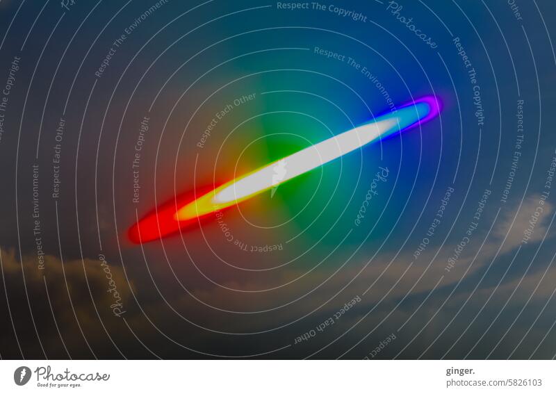 UFO - Fotografie mit Prismen und Filtern Lichterscheinung Himmel Spektralfarben Prisma Menschenleer Farbfoto Außenaufnahme Sonnenlicht Reflexion & Spiegelung