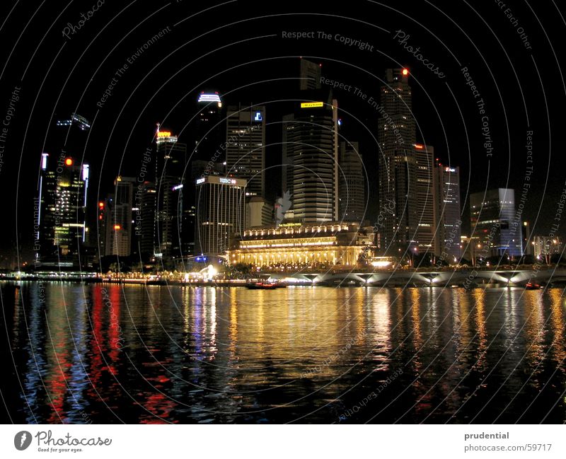 singapore singapur singapura Nacht Spiegel dunkel Stadt Hochhaus Wasser Farbe