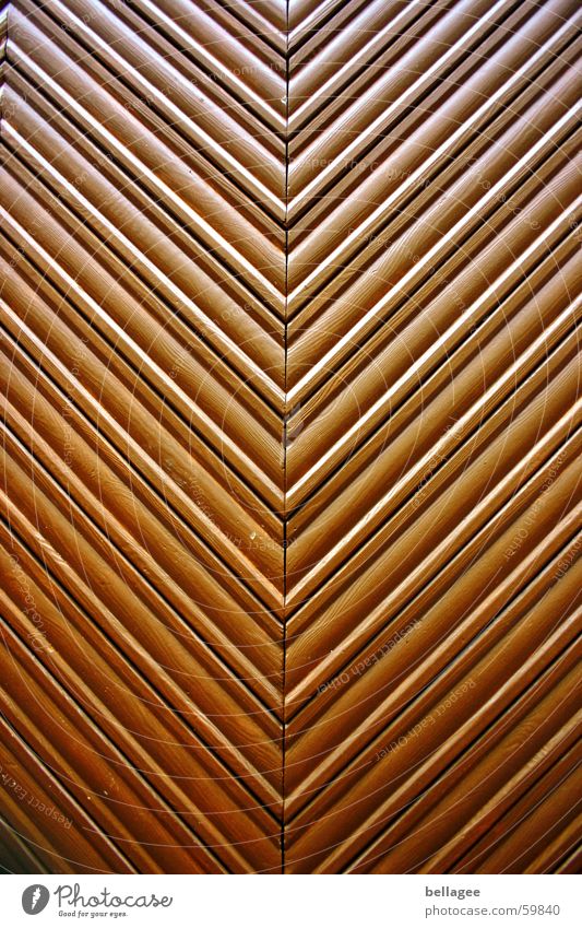 fischgräte Holz braun Parkett Muster Fischgräte Tür Holzleiste Strukturen & Formen Außenaufnahme