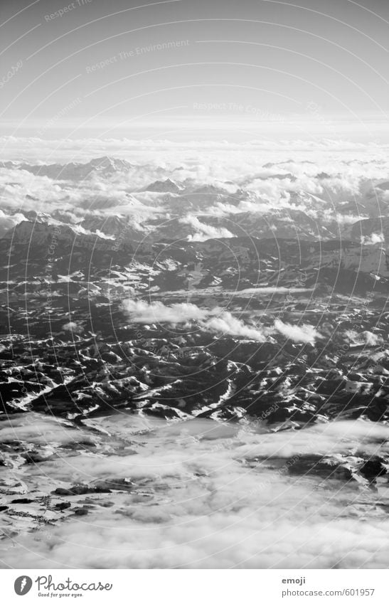 von schwarz zu grau Umwelt Natur Landschaft Himmel Alpen Berge u. Gebirge außergewöhnlich natürlich malerisch Schwarzweißfoto Außenaufnahme Luftaufnahme