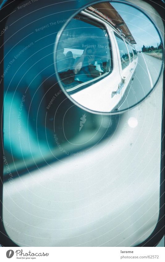 spiegel Reflexion & Spiegelung PKW Straße Kleintransporter