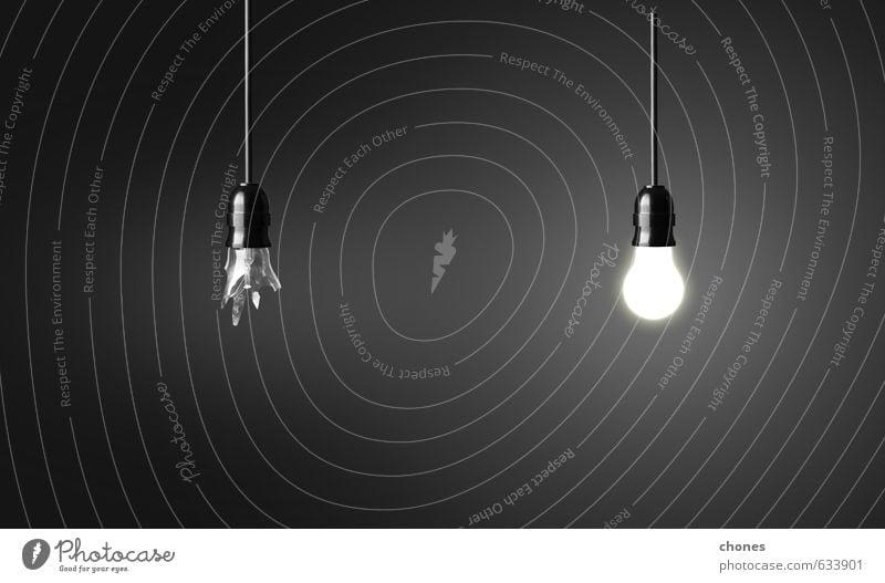 Eine kaputte und eine glühende Glühbirne Design Lampe Technik & Technologie Industrie hell grün schwarz weiß Energie Idee Kreativität Hintergrund Pause Knolle