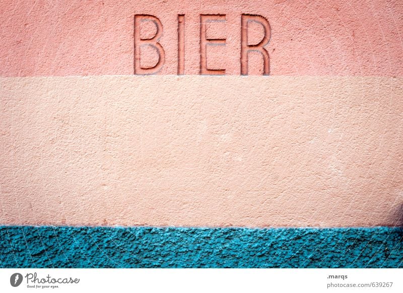 Feierabend Bier Mauer Wand Schriftzeichen einfach Kommunizieren Alkohol Feste & Feiern Farbfoto Außenaufnahme Strukturen & Formen Menschenleer