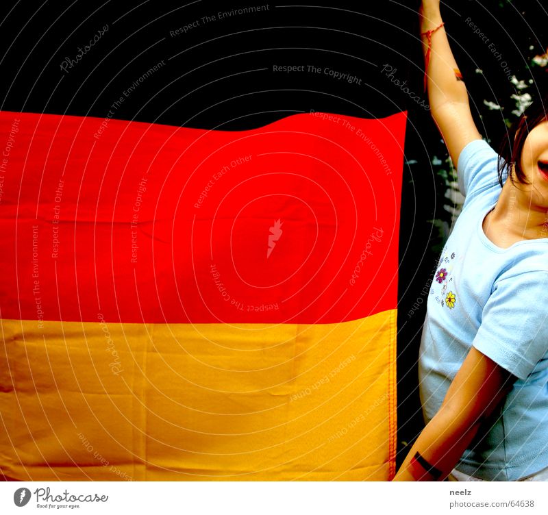 schwarz-rot-gut oder der wind dreht sich Fahne WM 2006 Kind Patriotismus Deutschland Begeisterung Wind nation