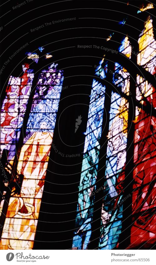 ...erleuchtend... Kirchenfenster rot gelb grün Fenster Kathedrale bleiverglasung blau metz chagall mehrfarbig Farbe