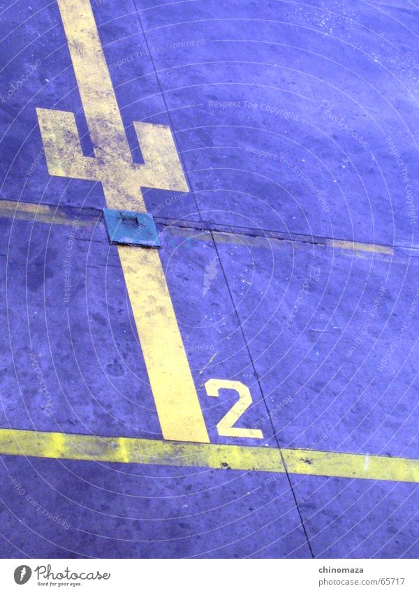 Aircraf Position gelb Tanzfläche number line blue two dry big