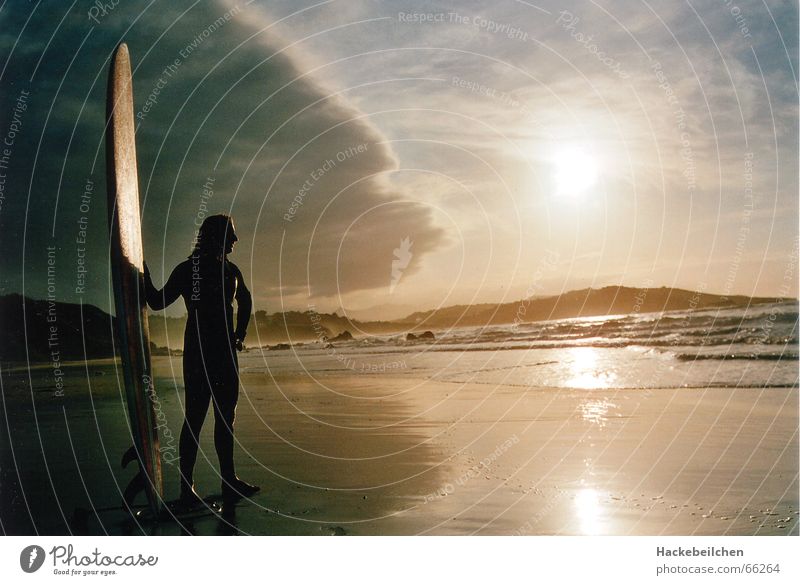soulsearchin´ Surfen Strand Sonnenuntergang Meer Surfer Einsamkeit Stimmung Wellen board Himmel