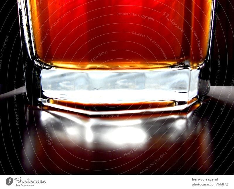 Mezzo Light - Cola + Orange + Licht Getränk rot lecker kalt Glas coca Schatten Erfrischung
