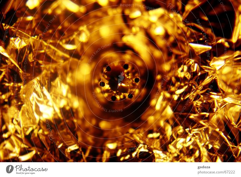 Goldrausch Goldbarren Herrlichkeit glänzend abstrakt Chrom Nest Salzstreuer Aluminium Haushalt Makroaufnahme Reflexion & Spiegelung schimmern Strahlung