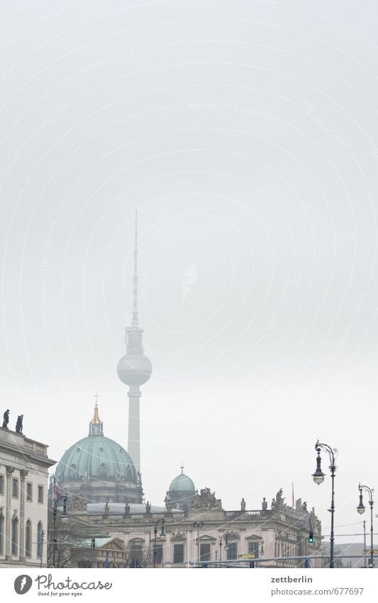 Textfreiraum mit Fernsehturm wallroth Berlin Deutschland Hauptstadt Berliner Fernsehturm Alexanderplatz alex Dom Religion & Glaube Kirche