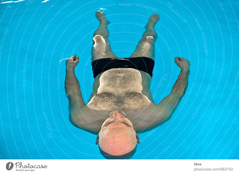 Entspannung im Wasser Gesundheit Wellness harmonisch Wohlgefühl Zufriedenheit Sinnesorgane Erholung ruhig Meditation Schwimmen & Baden Schwimmbad maskulin Mann