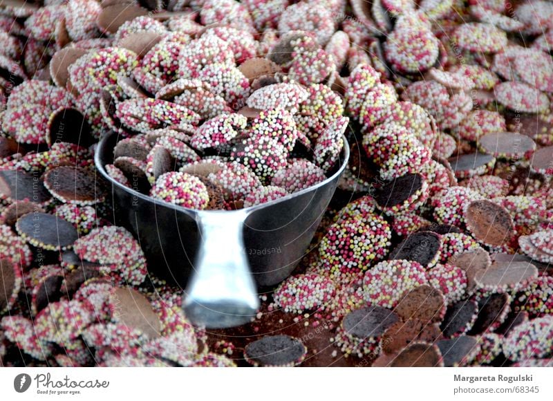 süße Sünde? Süßwaren rosa Jahrmarkt Bonbon Schokolade Zucker Kalorie kalorienbombe Kalorienreich