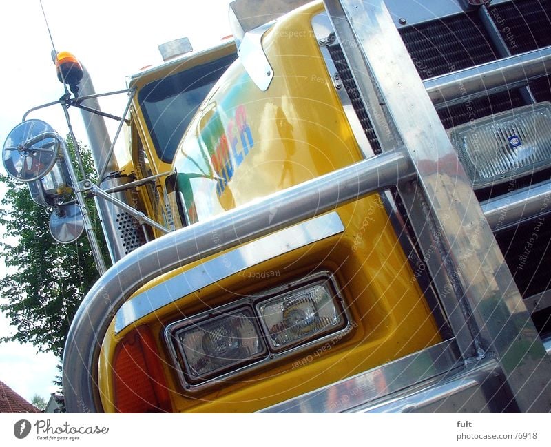 Truck Lastwagen gelb Verkehr