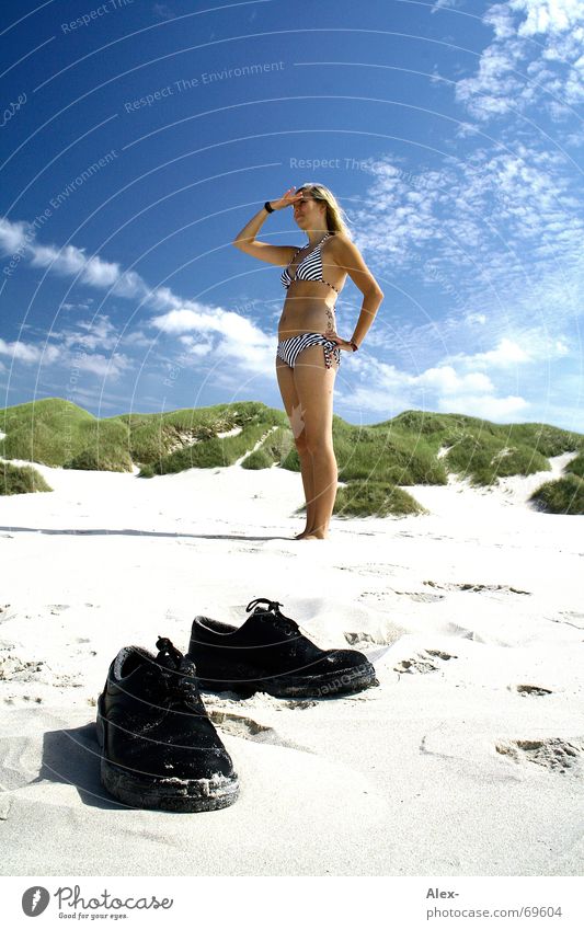 Wo sind meine Schuhe Suche finden Bikini schön Strand Wolken Meer Ferien & Urlaub & Reisen Sommer Sand Stranddüne Dänemark blokhus Himmel Sonne