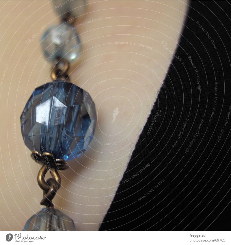 Pearls Perlenkette Schliff Ecke eckig schwarz gewebt Stoff Teint Kette pearl pearls blau Strukturen & Formen black Haut