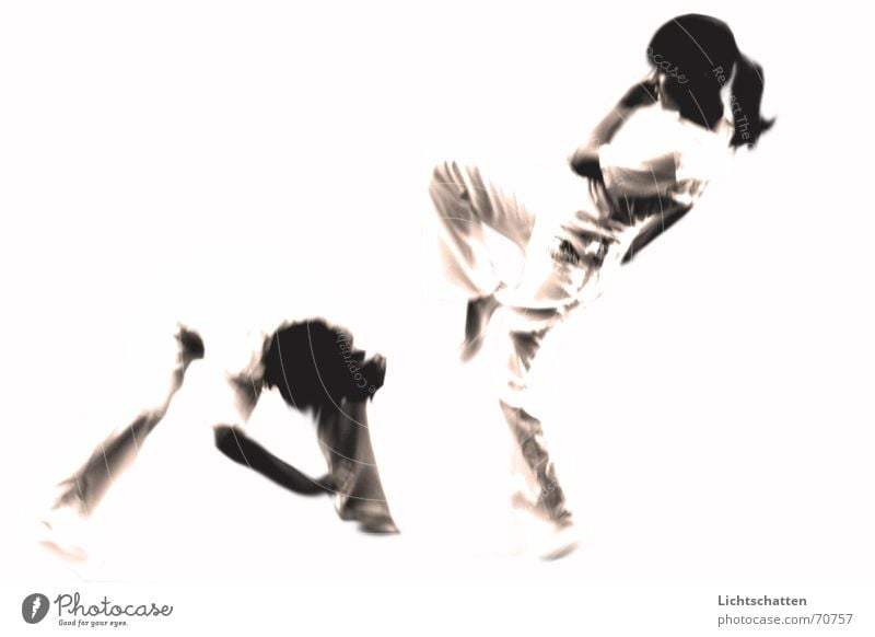 capoeira Capoeira weiß Mann Frau Sport Mensch Bewegung kämpfen Tanzen Vor hellem Hintergrund