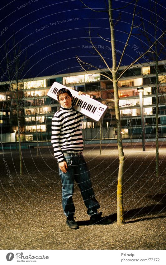 CL-Audio2 Artist Musik cd-cover night chill singer alain hofer