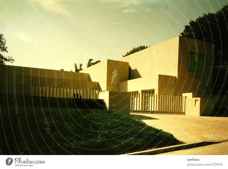 Plattenbau Kalifornien Los Angeles Beverly Hills Villa Geometrie USA modern Moderne Architektur Konstruktivismus Postmoderne Einfamilienhaus Reichtum